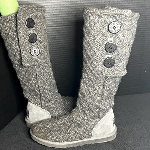 UGGS Classic Cardy Gray Knit Boots size 8